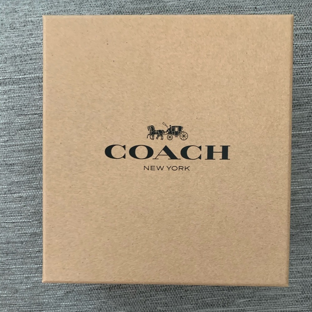 Brand new in box small coach red dog collar - Picture 3 of 5